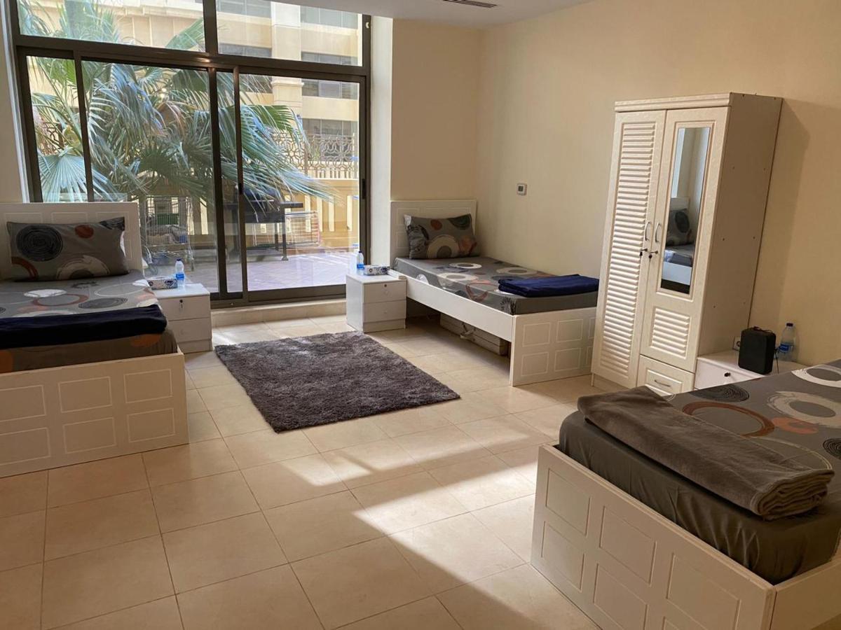 Alexandrina Hostel Dubai Exterior photo